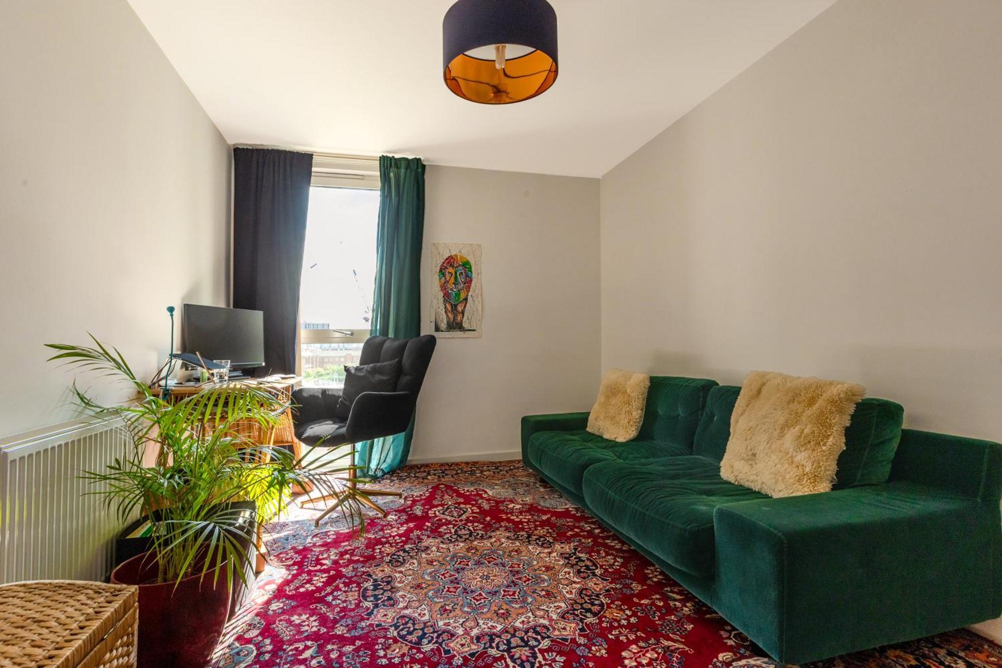 Stylish 1br Apt, 8 Mins To Stratford Station Apartment *